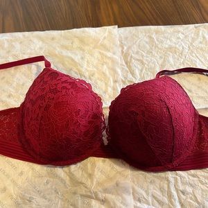 Victoria’s Secret Very Sexy push up bra